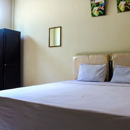 Lolo Beach Inn Legian Eksteriør bilde